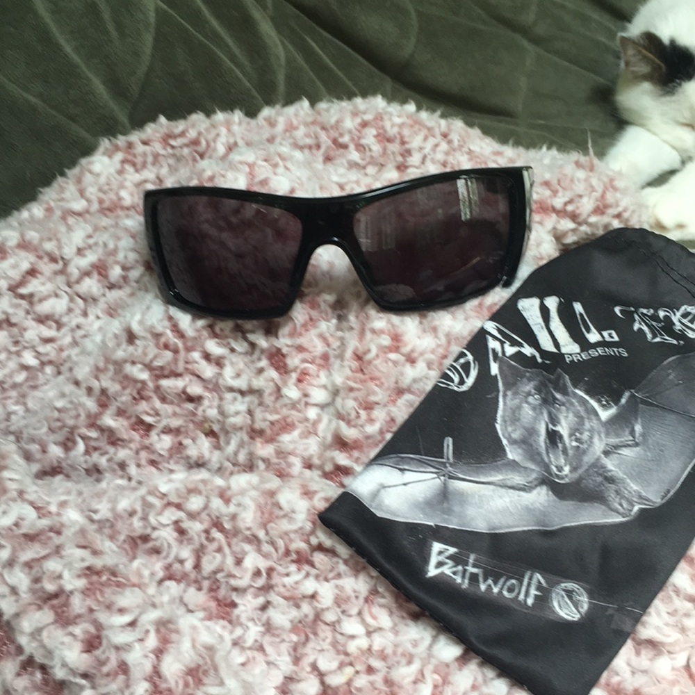 Oakley Unisex  Batwolf Sunglass’s